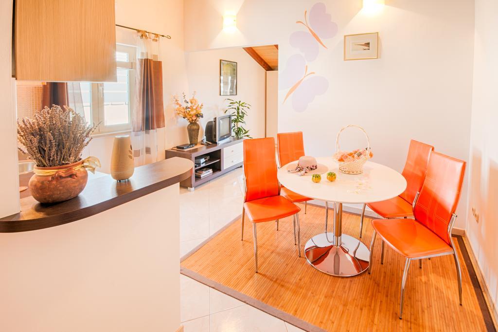Apartmani Rita Milna  Værelse billede